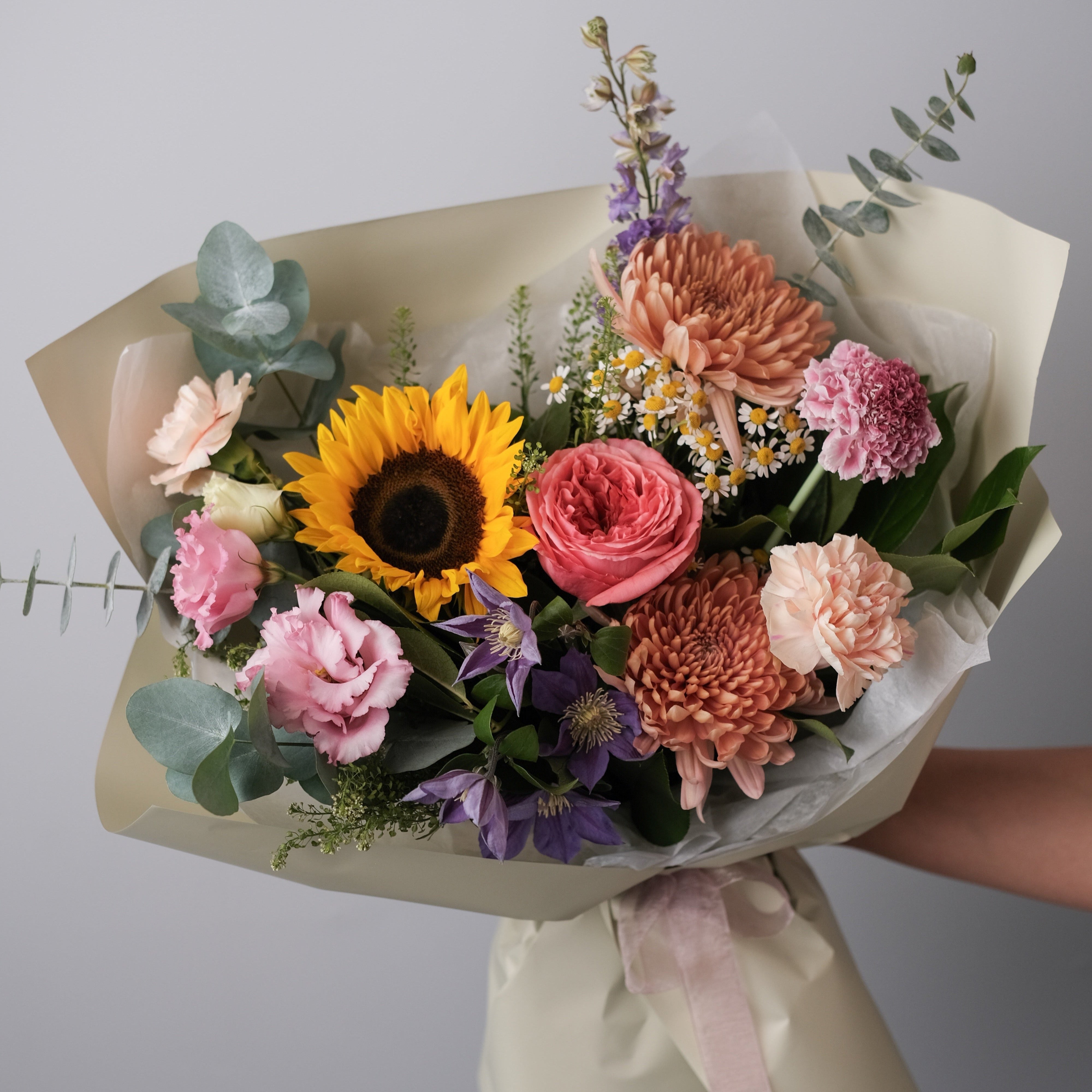 Designer's Choice Bright & Cheery Bouquet | ikebanna