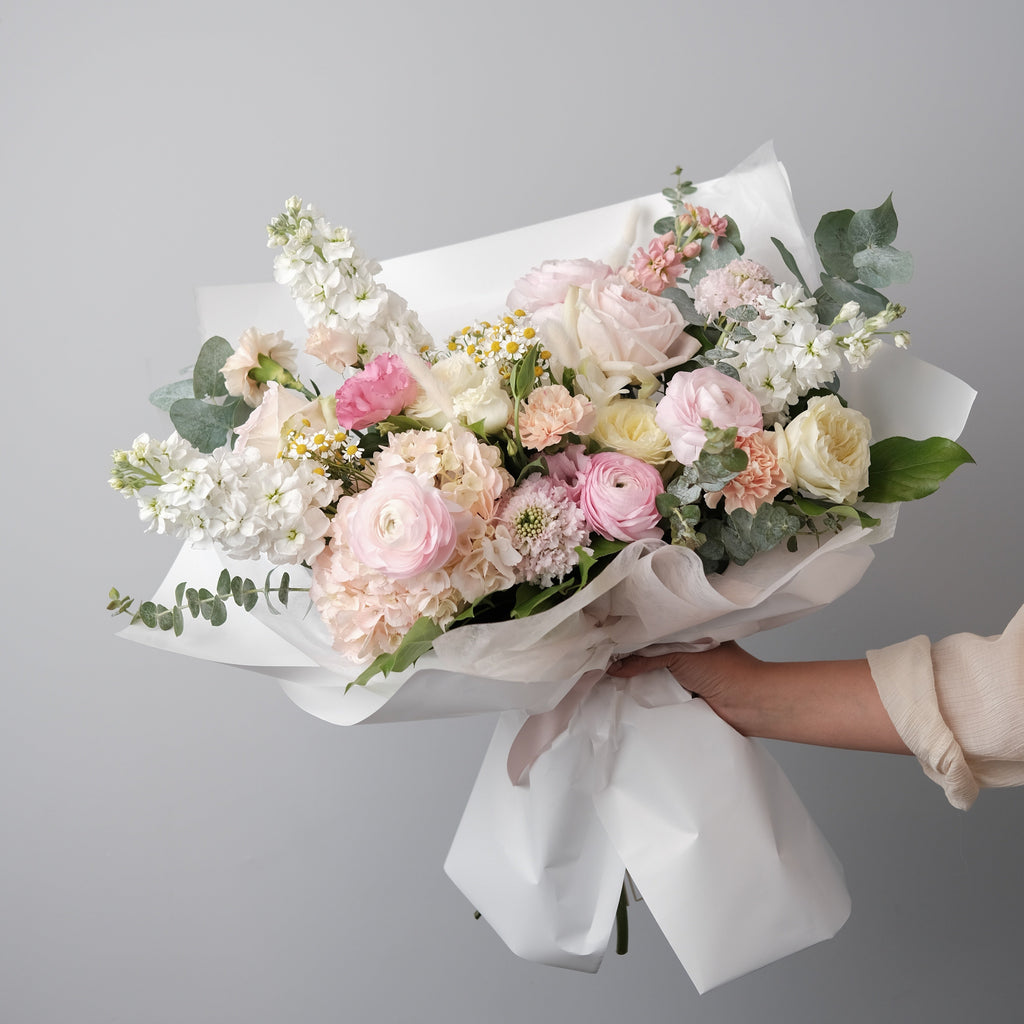 Blushy Elegance Bouquet