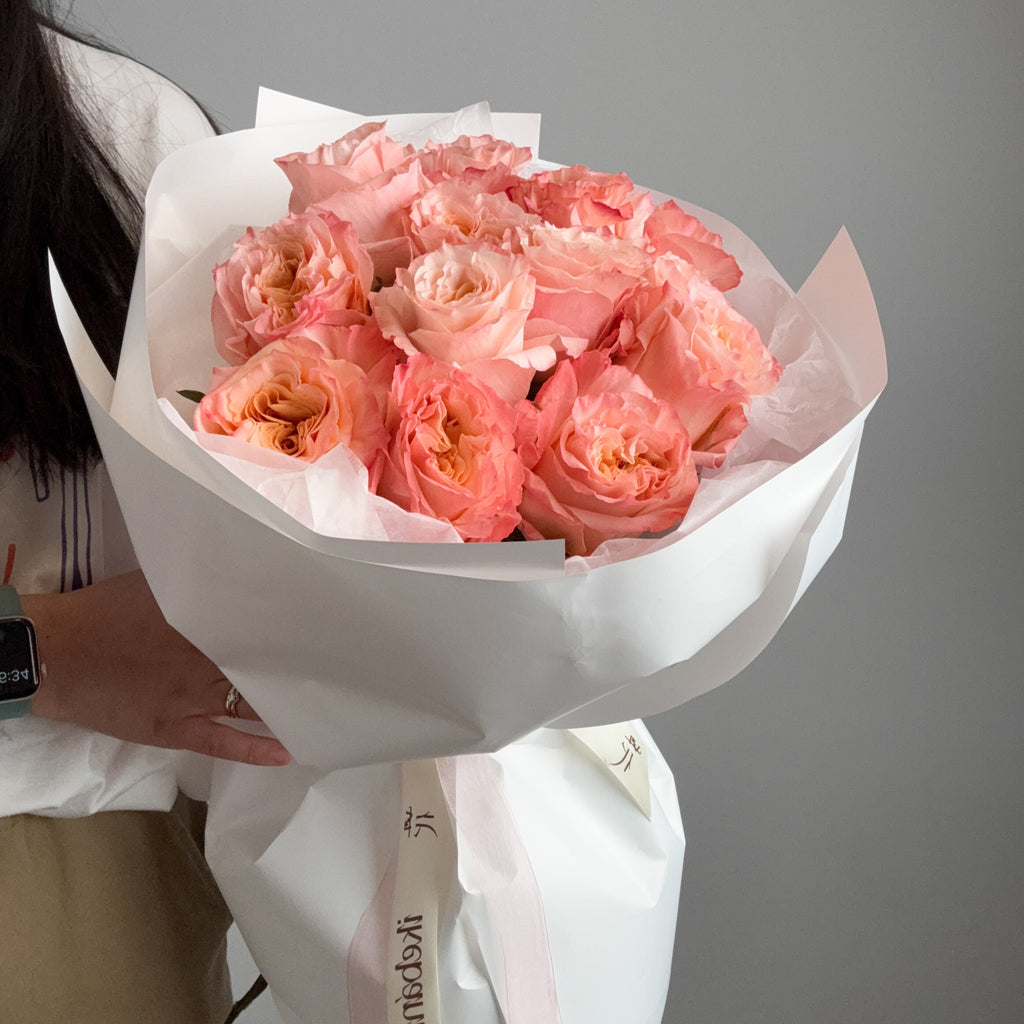 Pinky Peach Roses Bouquet