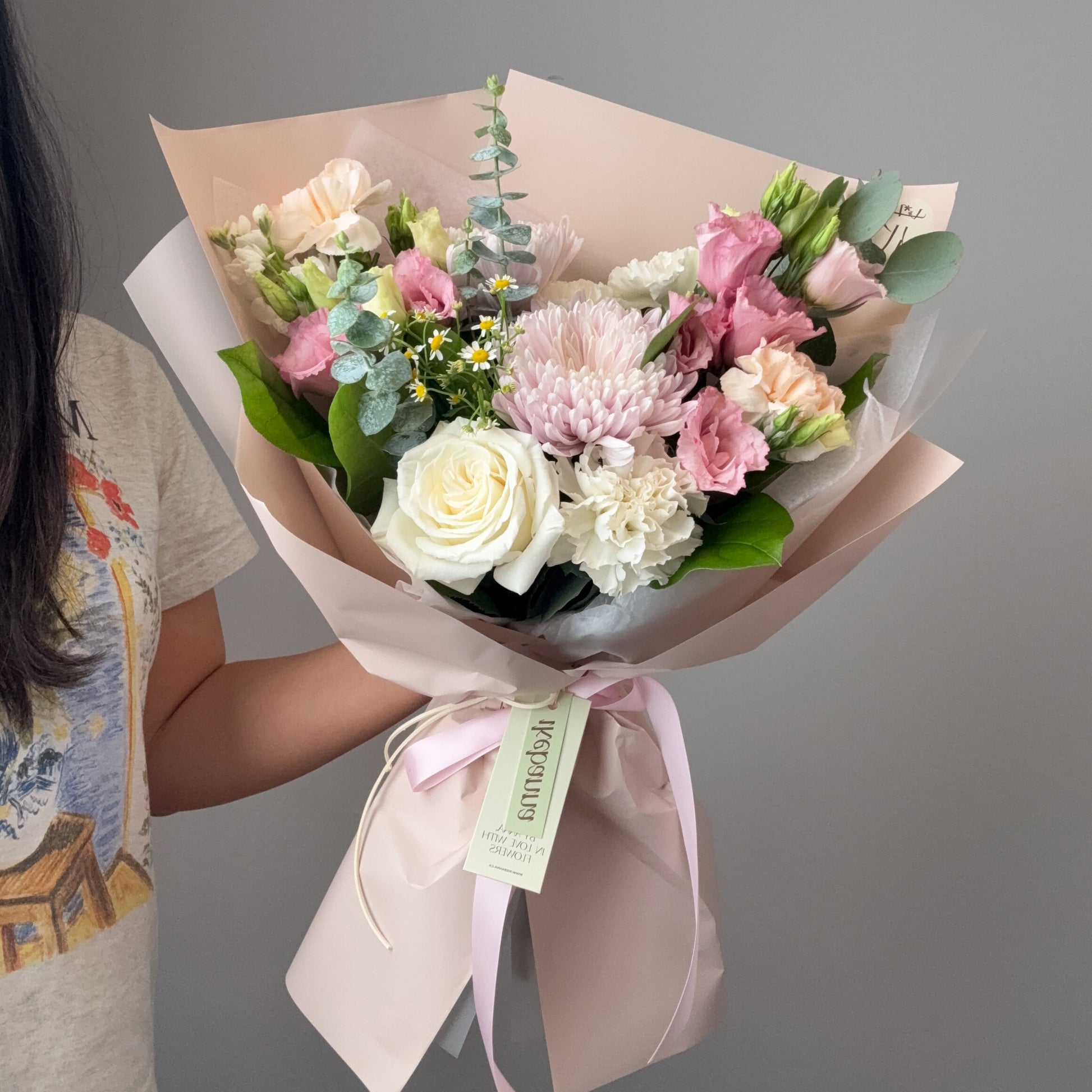 Designer’s Choice: Soft & Delicate Bouquet